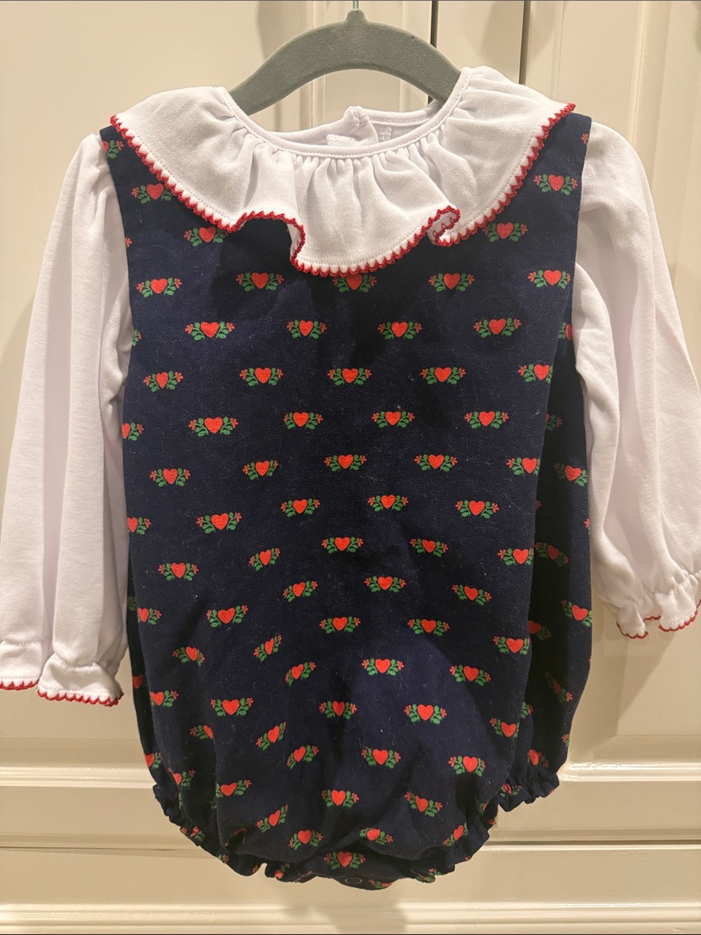 The Beaufort Bonnet Company Navy Bubble with Red Hearts and Red Trimmed Shirt